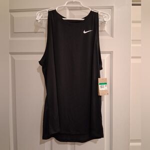 The Nike Tee Dri-Fit Sleeveless Size XL Black NWT